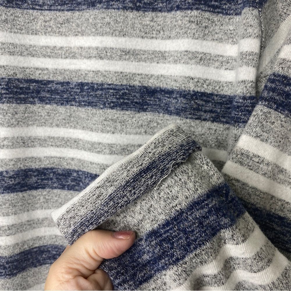 Hem & Thread Striped lightweight Long Sleeve Shirt Size Medium - Picture 4 of 8